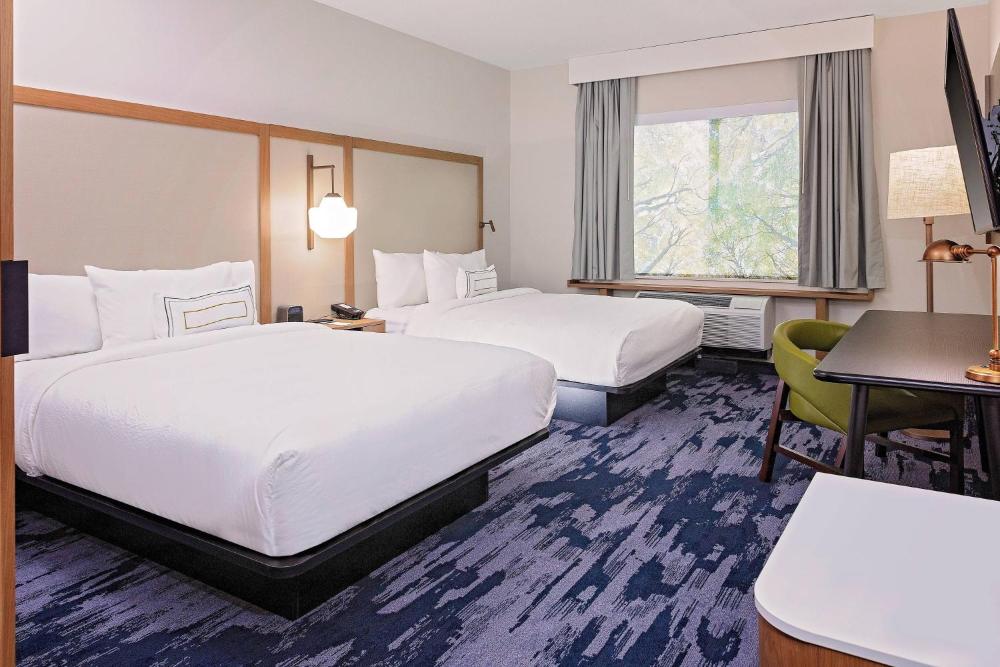 Queen Room with Two Queen Beds interior